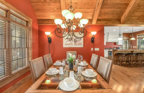 Wyatt House | Kountry Lane Stables | Horse Farm w/HOT TUB + Fire Pit!