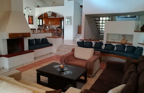 Nerotrivia Villa | Kouvelia Country Home Luxury Villa Rental