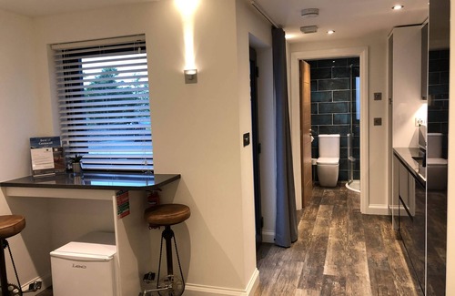Marhamchurch Cottage | Kovva - sleeps 2 guests in 1 bedroom