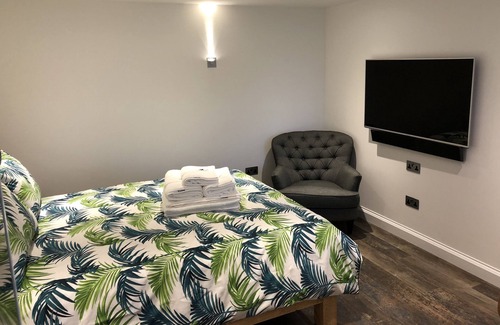 Marhamchurch Cottage | Kovva - sleeps 2 guests in 1 bedroom