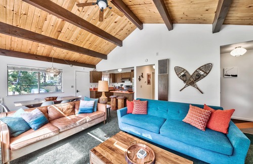 Pioneer Trail House | Koyukon Cozy Cabin 3BR,2BA-10 Min. to Ski