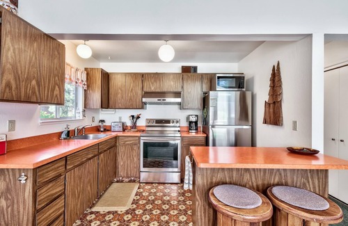 Pioneer Trail House | Koyukon Cozy Cabin 3BR,2BA-10 Min. to Ski