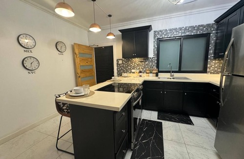 Havendale Apartment | KoziKasa-Violet View’s is a 1-bedroom apartment in awesome Kingston with AC,WiFi