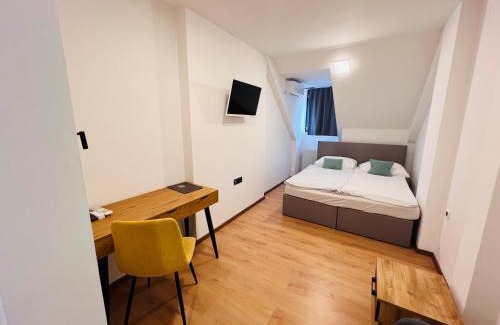 Cerklje ob Krki Hotel | Kozjanski dvor