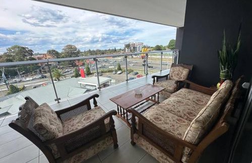 Blacktown Apartment | KozyGuru/Blacktown/3 Bedroom APT/NBL005