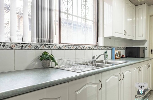 Cabramatta House | KozyGuru | Cabramatta | Spacious 3BR Townhouse