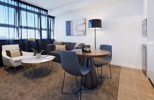 Chatswood CBD Apartment | KOZYGURU Chatswood Luxury Studio