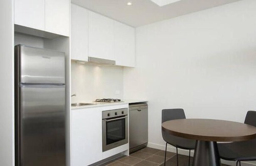 Chatswood CBD Apartment | KOZYGURU Chatswood Luxury Studio
