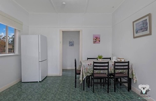 Fairfield East House | KozyGuru | Fairfield East | Cozy Holiday House