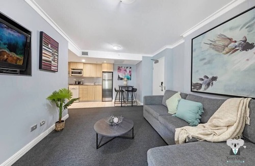 Haymarket Apartment | KozyGuru | Haymarket | 2B Apt at CBD