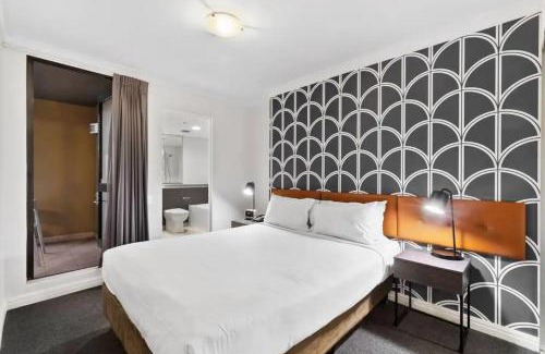 Haymarket Apartment | KozyGuru | Haymarket | High Level 2B APT 16