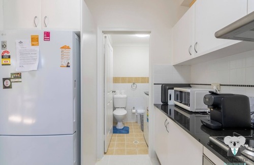 Homebush West Apartment | KozyGuru | Homebush West | 3-Beds Apt with Parking