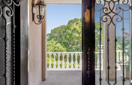 Little Bay Villa | KOZYGURU | Little Bay | Stunning Mediterranean Inspired Home with 5 Bedroom