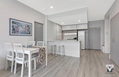 Penrith Apartment | KOZYGURU Penrith Cosy 2BED 2BATH APT + FREE Parking NPE081