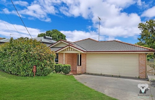 Penrith House | KozyGuru | Penrith | Cosy 4 BED Holiday House