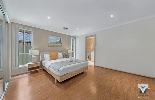 Penrith Apartment | KozyGuru | Penrith | Cosy 4BED House | Free Internet