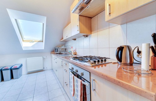 Zwierzyniec Apartment | Królowej Jadwigi by Interhome