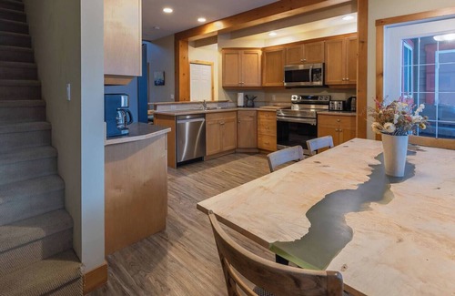 East Kootenay Condo | KR410 by Simply Kimberley | Ski-In/Out + Private Hot Tub