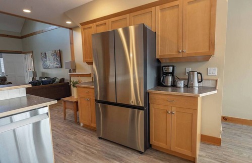 East Kootenay Condo | KR411 by Simply Kimberley | Ski-In/Out + Private Hot Tub