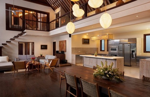 Banjar Semer Villa | KR7001 - 7 Bedroom Villa in Kerobokan