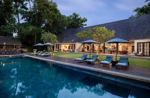 Banjar Semer Villa | KR7001 - 7 Bedroom Villa in Kerobokan
