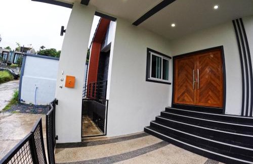 Chaweng City Center House | Krabi Sea Hill House