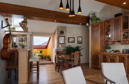 Stare Miasto Apartment | Krakow Old Town - 2 bedrooms, air-con, view, terrace