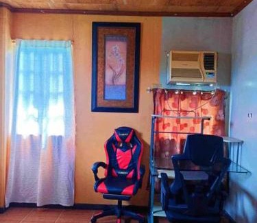 Alangalang House | Kramer Home -A/C Netflix, YouTube