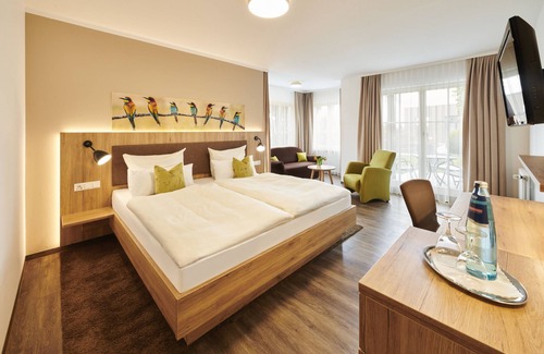 Burkheim Hotel | KreuzPost Hotel Restaurant Spa