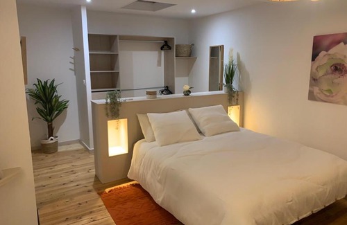 Romagnat Apartment | Kris Sweet Home