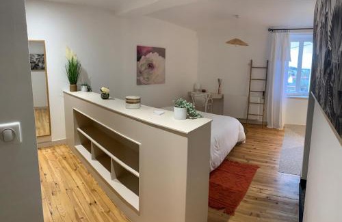 Romagnat Apartment | Kris Sweet Home