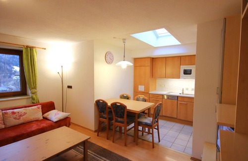 Quadratsch Apartment | Krismer by Interhome