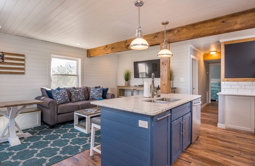 Midtown Ocean City Condo | Kristy Greg Unit 3 - Unique coastal retreat . Ocean Block!