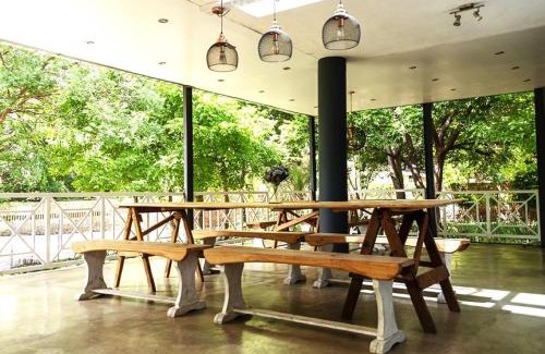 Kroonstad House | Kroon Manor