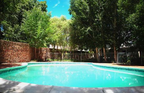 Kroonstad House | Kroon Manor