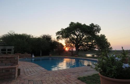 Marloth Park Ski Chalet | Kruger View Tree House