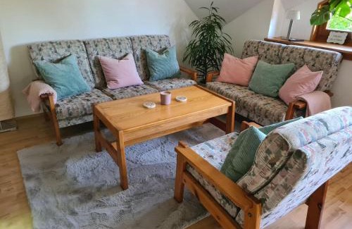 Hof Redentin Apartment | Krusenhagen Apartment with Garden