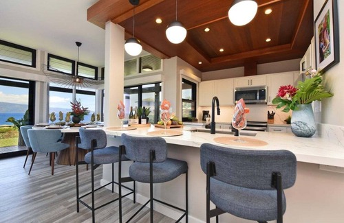 Kapalua Condo | KRV 2614 Remodeled Villa w Ocean Views Whale Watch