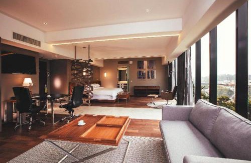 Coyoacan Hotel | Krystal Grand Suites Insurgentes