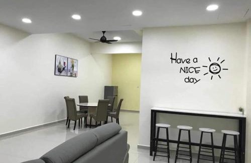 Pasir Penambang House | KS 80 Homestay (15pax)4R3B ~WiFi~ near Jetty