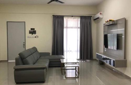 Pasir Penambang House | KS 80 Homestay (15pax)4R3B ~WiFi~ near Jetty