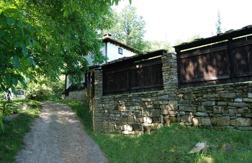 Balkanets House | Къща Балканец