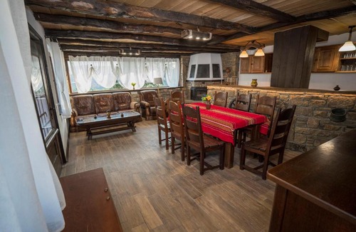 Gabrovo Villa | Къщи на скалата
