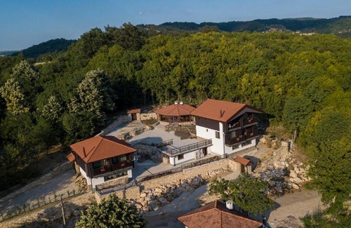 Gabrovo Villa | Къщи на скалата
