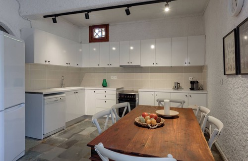 Palaia Fokaia House | Ktima EYzen