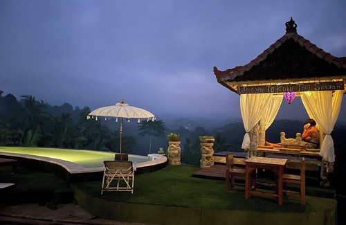 Blimbing Villa | KTS - Kubu Tepi Sawah