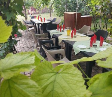 Becej Apartment | KUĆA MELEM seosko turističko domaćinstvo