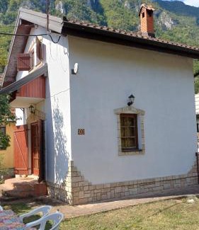 Perucac House | Kuća Perućac