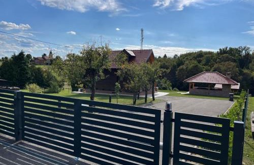 Pisarovina House | Kuća za odmor Jamnica
