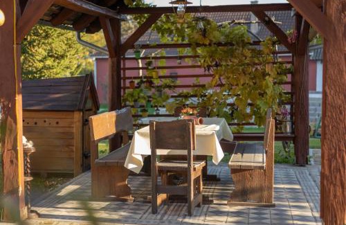 Zmajevac House | Kuća za odmor Baranjski Dvori